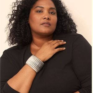 NEVER WORN, WITH TAGS!! Lane Bryant Bold Textured Cuff